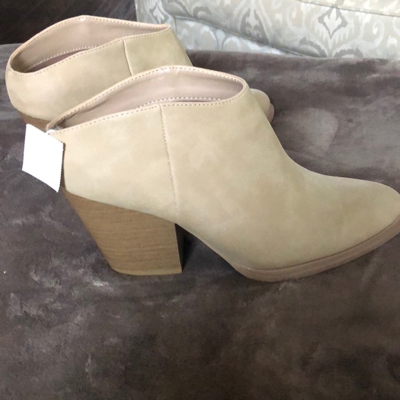 Women’s boot - Picture 3 of 7